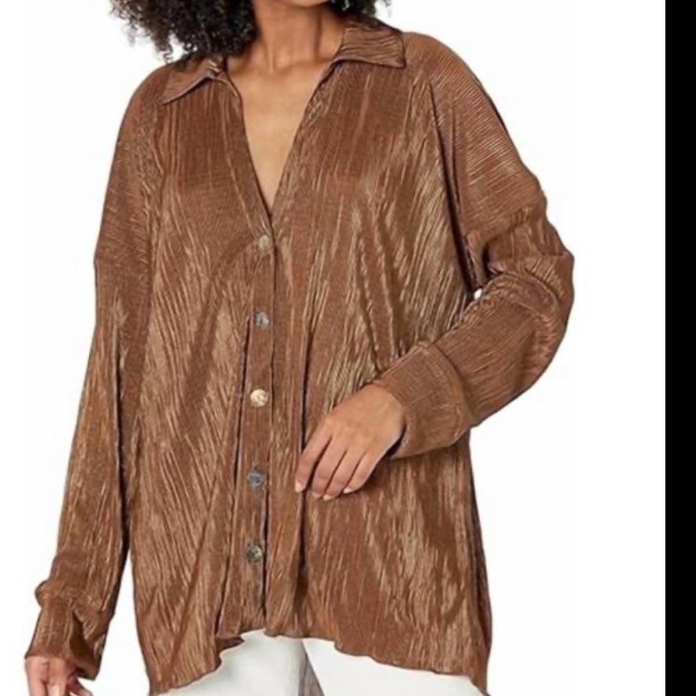 NWT Show Me Your MuMu Everywhere Button Down oversize Chocolate Pleat Sz M Shiny